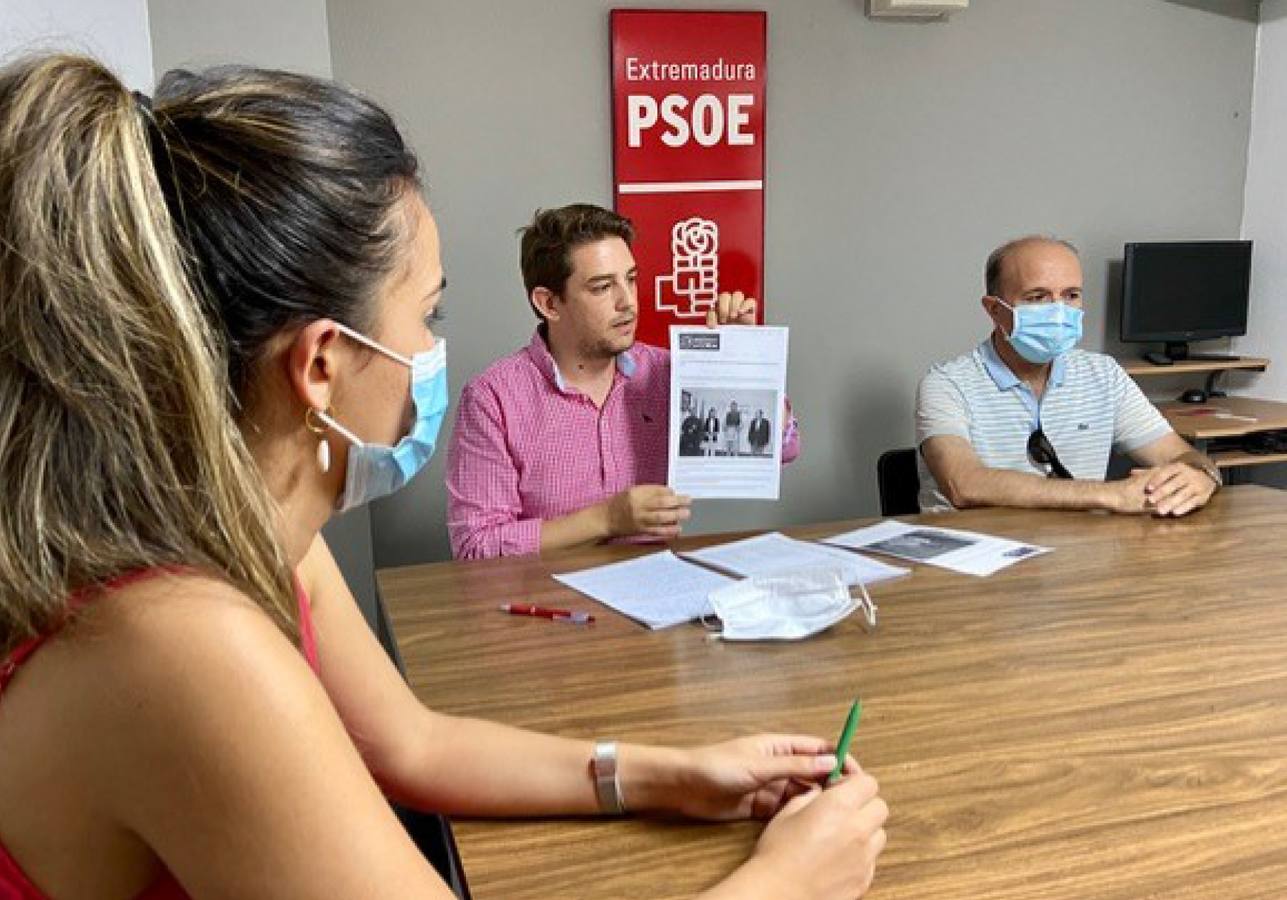 Héctor Lisero en rueda de prensa