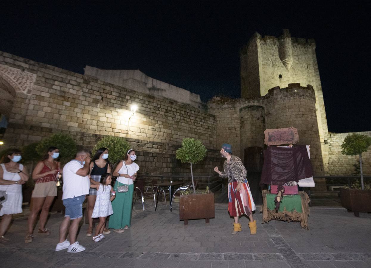 Visita guiada nocturna, teatro en la calle y cine al aire libre, actividades para este fin de semana en Coria