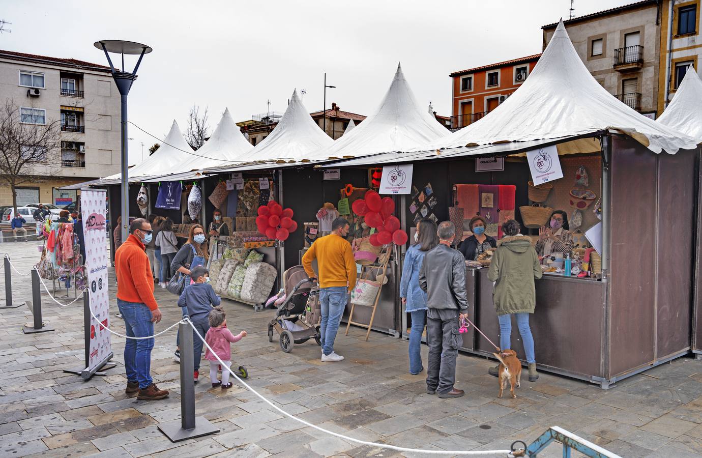 Stands en la plaza de la Paz