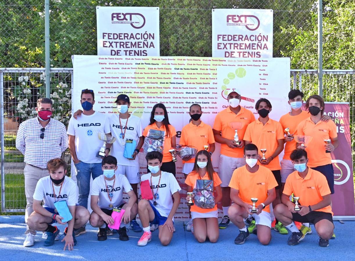 El Club de tenis Sportocio nuevo campeón de Extremadura de Tenis Júniors por Equipos 2021