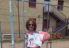 Belén, maestra del Camilo Hernández.