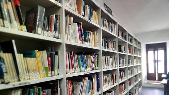 ¿Quieres leer un libro que no tiene la Biblioteca Municipal de Coria?