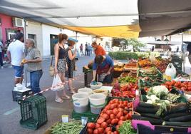 Mercadillo de Coria.