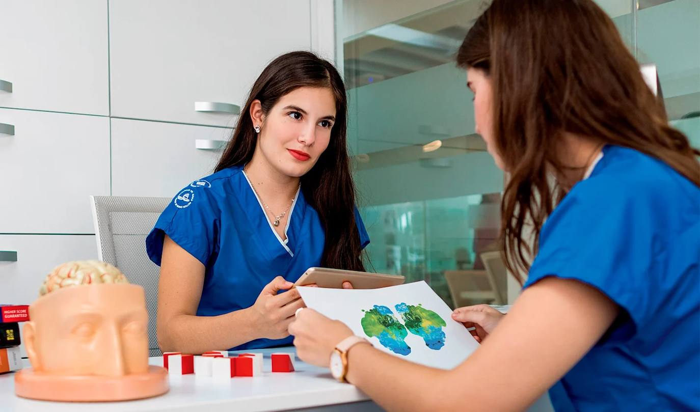 ECOS y CONETLIFE firman un acuerdo para promover la salud mental en Coria