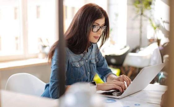 Somos Autónomas luchará contra la brecha digital en el autoempleo