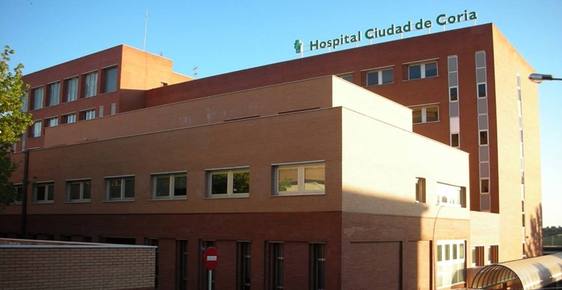 Herida con policontusiones una mujer de 33 años tras ser atropellada en Coria