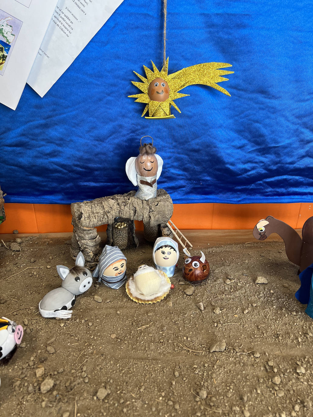 El San José Obrero de Rincón del Obispo crea un Belén con cáscaras de huevo