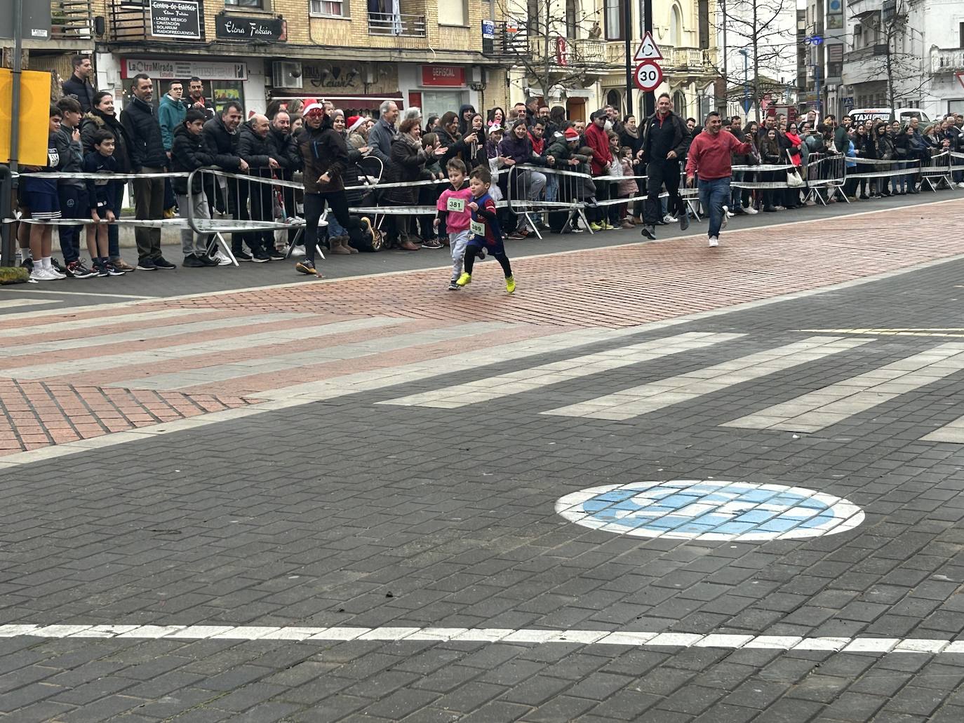 Participación masiva en la San Silvestre de Coria 2023