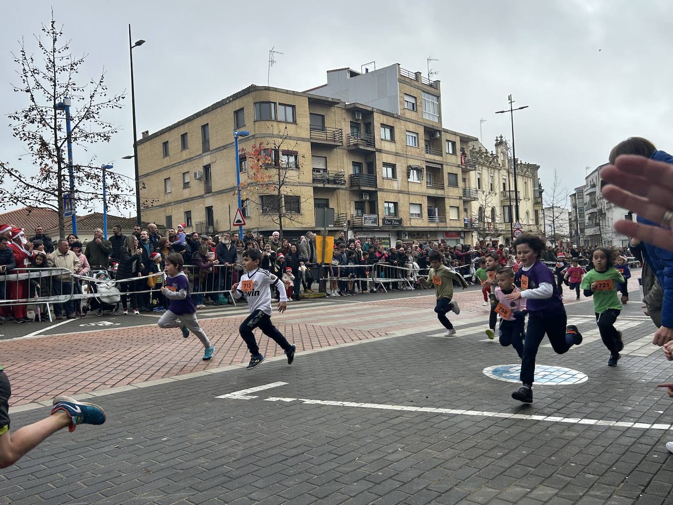 Participación masiva en la San Silvestre de Coria 2023