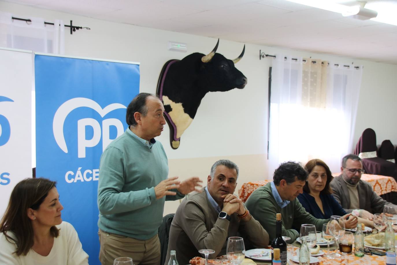 Populares de la Provincia de Cáceres se reunen en Coria para tratar temas de la zona