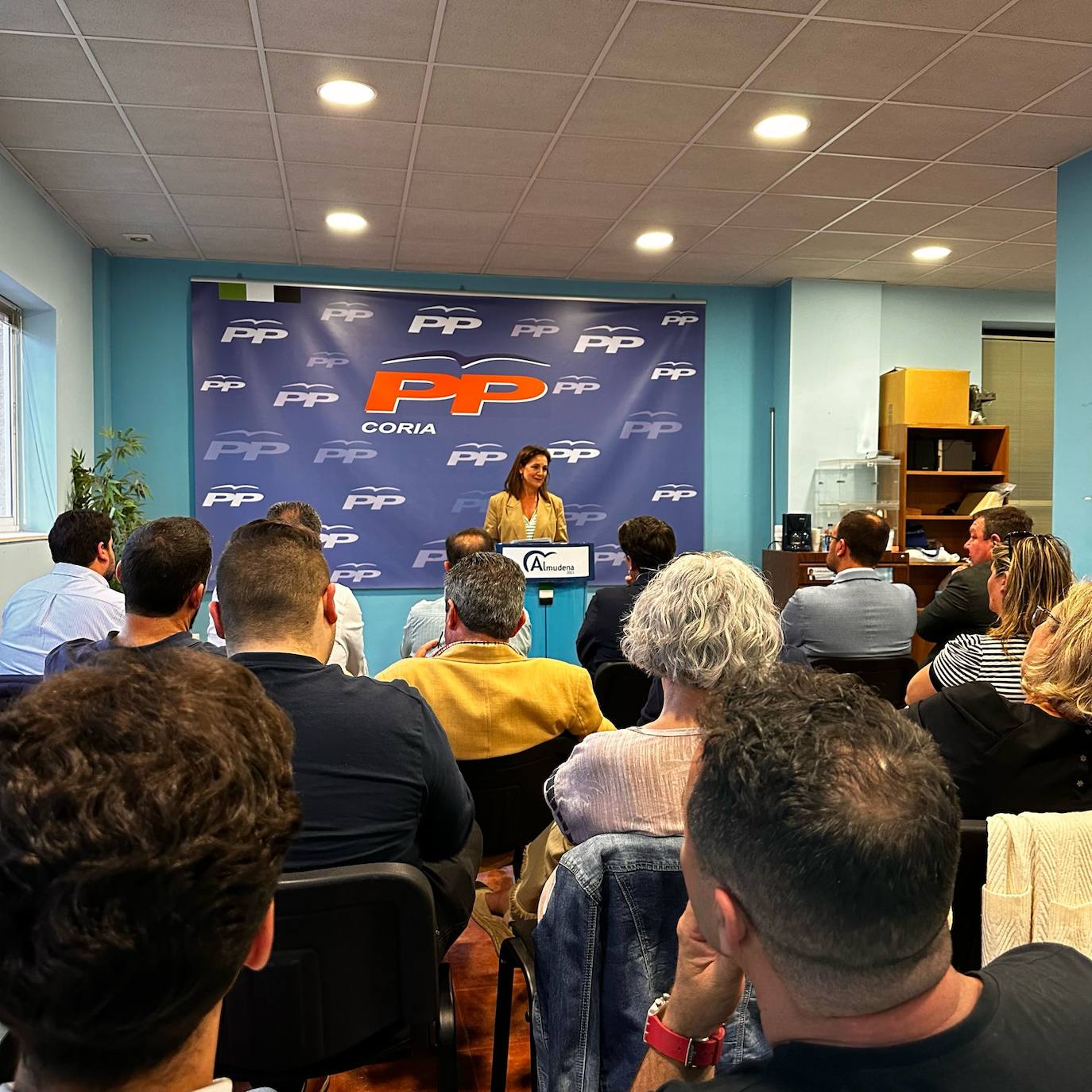 Almudena Domingo ha sido elegida como presidenta de la Junta Local del Partido Popular en Coria