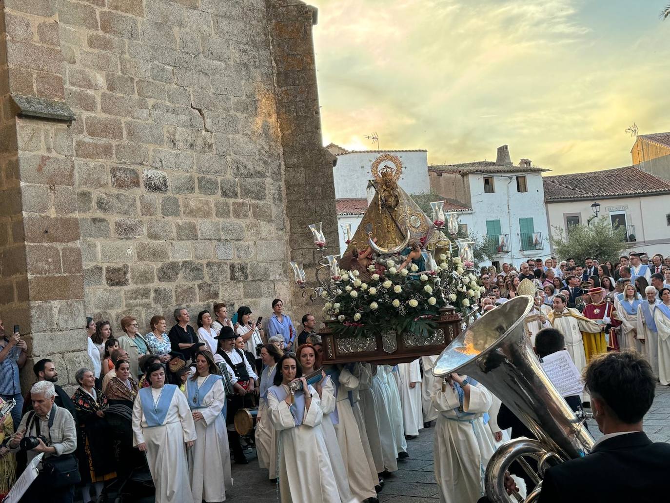 La devoción y pasión por la Virgen de Argeme de Coria en fotos