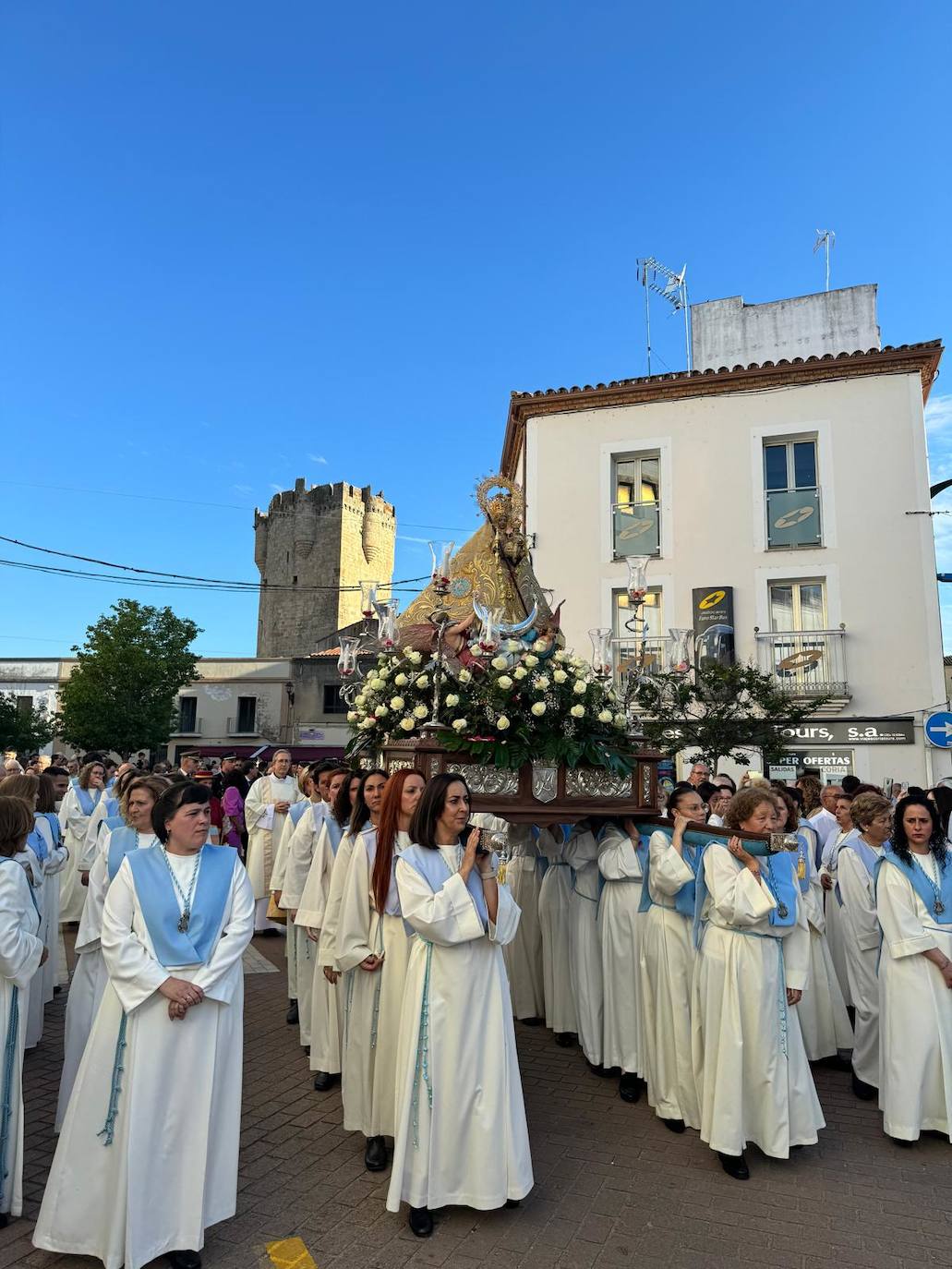 La devoción y pasión por la Virgen de Argeme de Coria en fotos