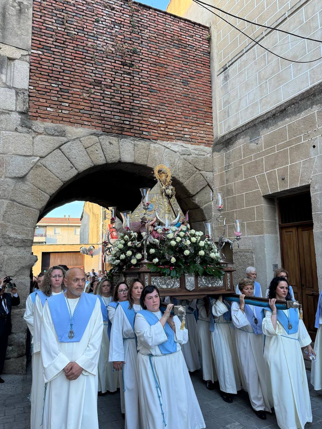 La devoción y pasión por la Virgen de Argeme de Coria en fotos
