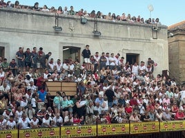 Vídeo: Homenaje al CD Coria en la Plaza de Toros