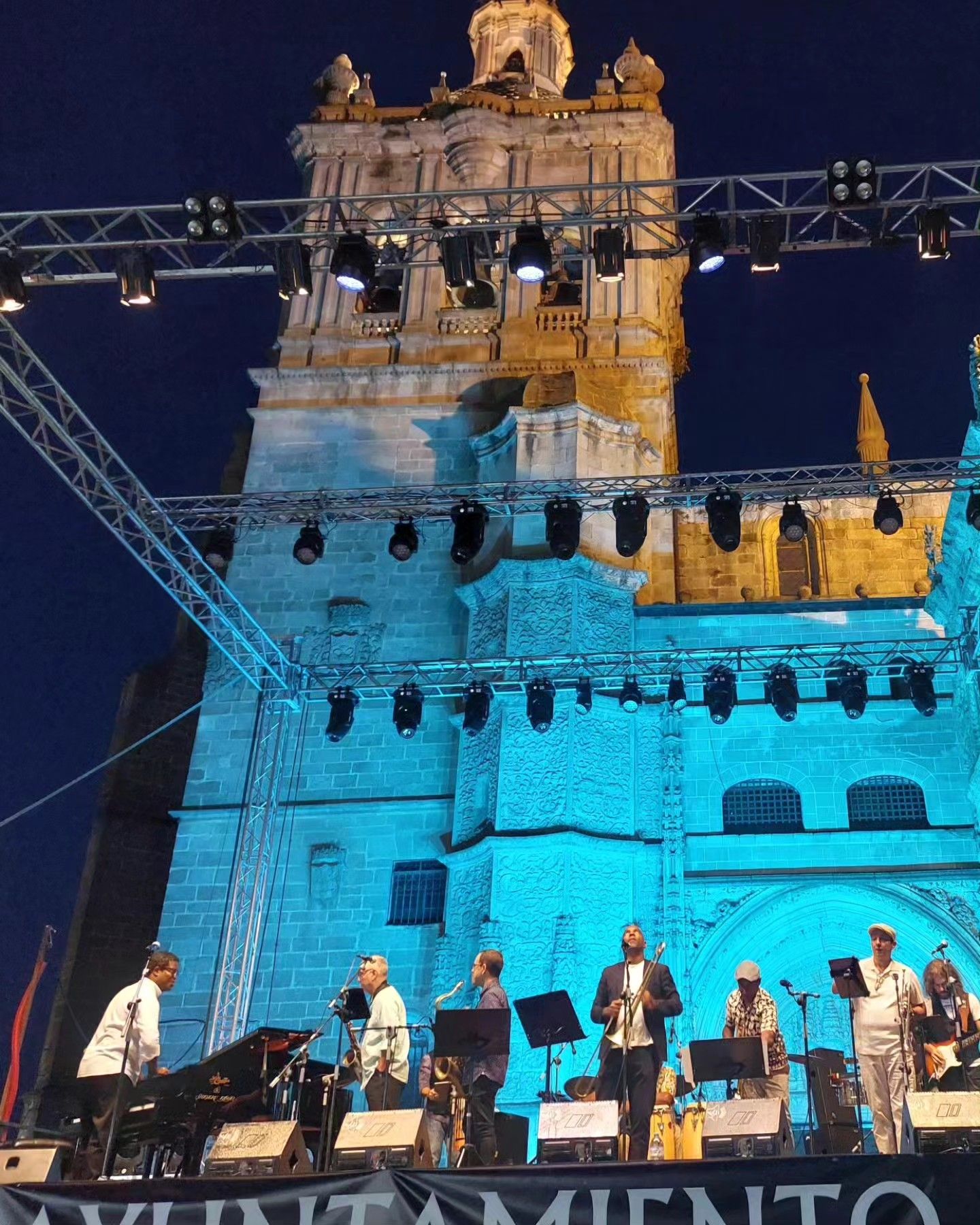 Iván «Melón» Lewis deslumbra en el Festival de Coria