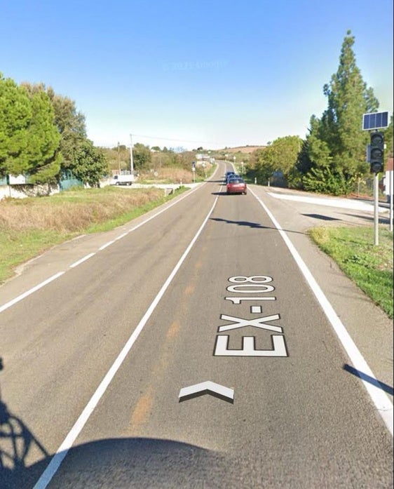Muere un hombre de 80 años y una mujer de 55 resulta herida en un atropello en una carretera cerca de Coria