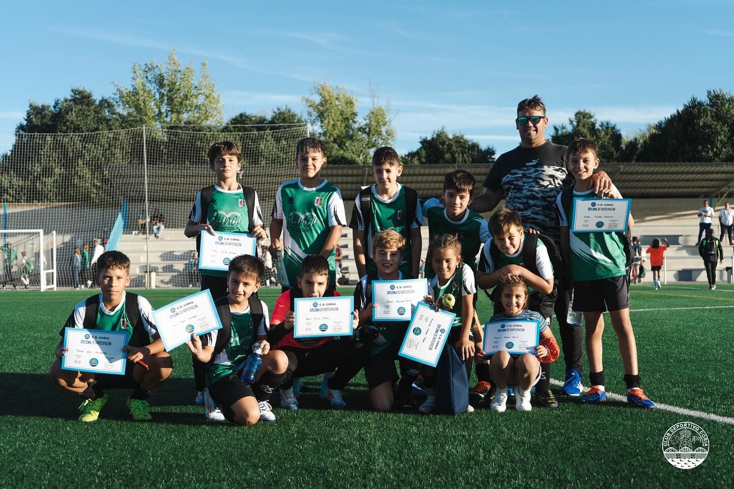 Éxito en la jornada de convivencia alevín del CD Coria