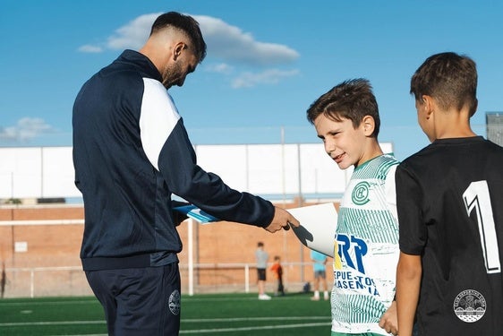Éxito en la jornada de convivencia alevín del CD Coria