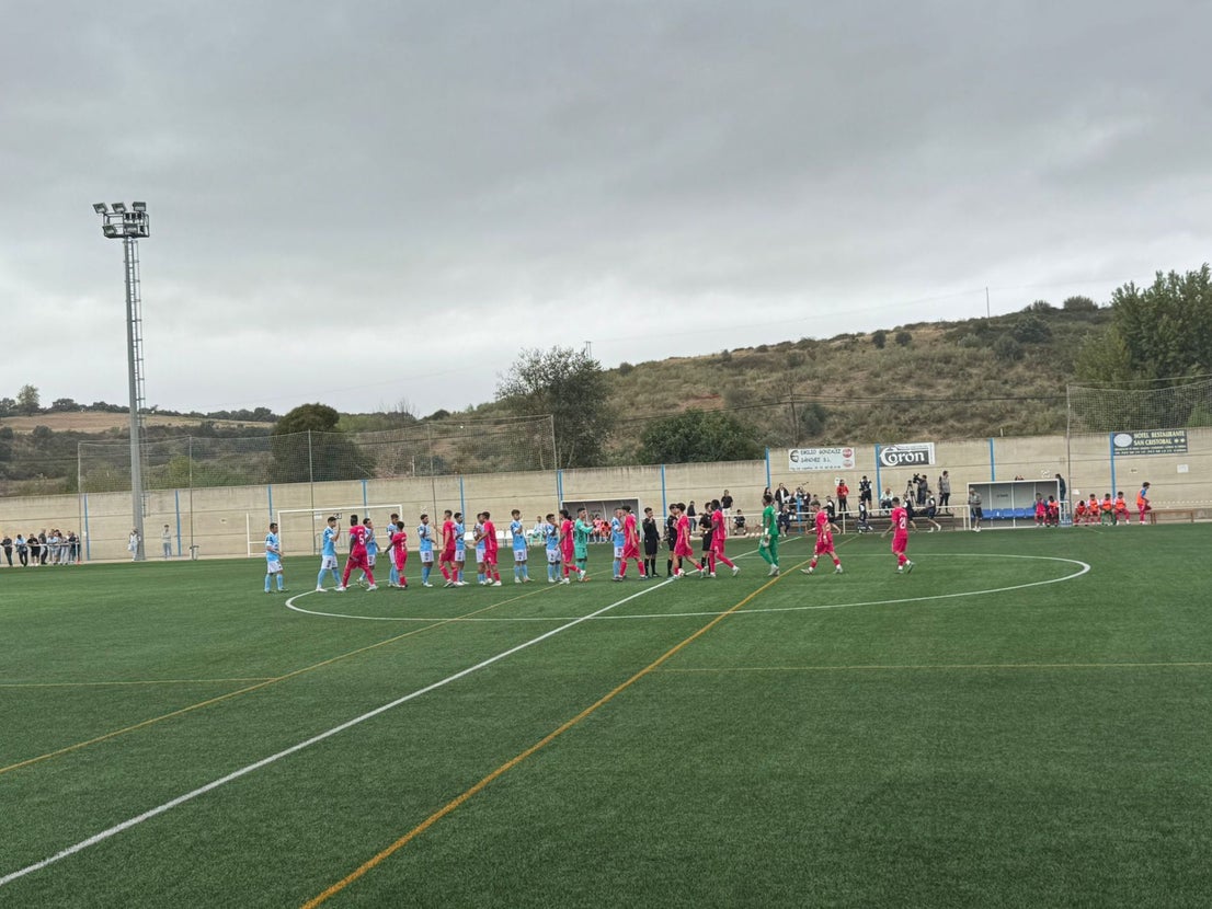 El CD Coria pierde ante el Tenerife B