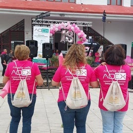 Marcha rosa en Coria.