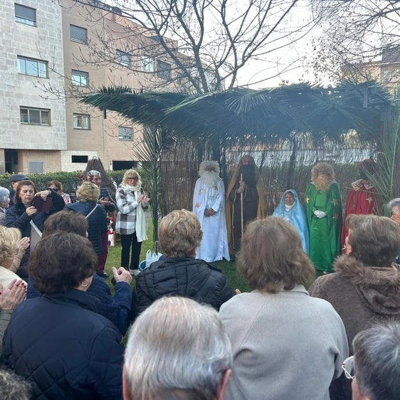 Los pensionistas de Coria organizan una tarde navideña