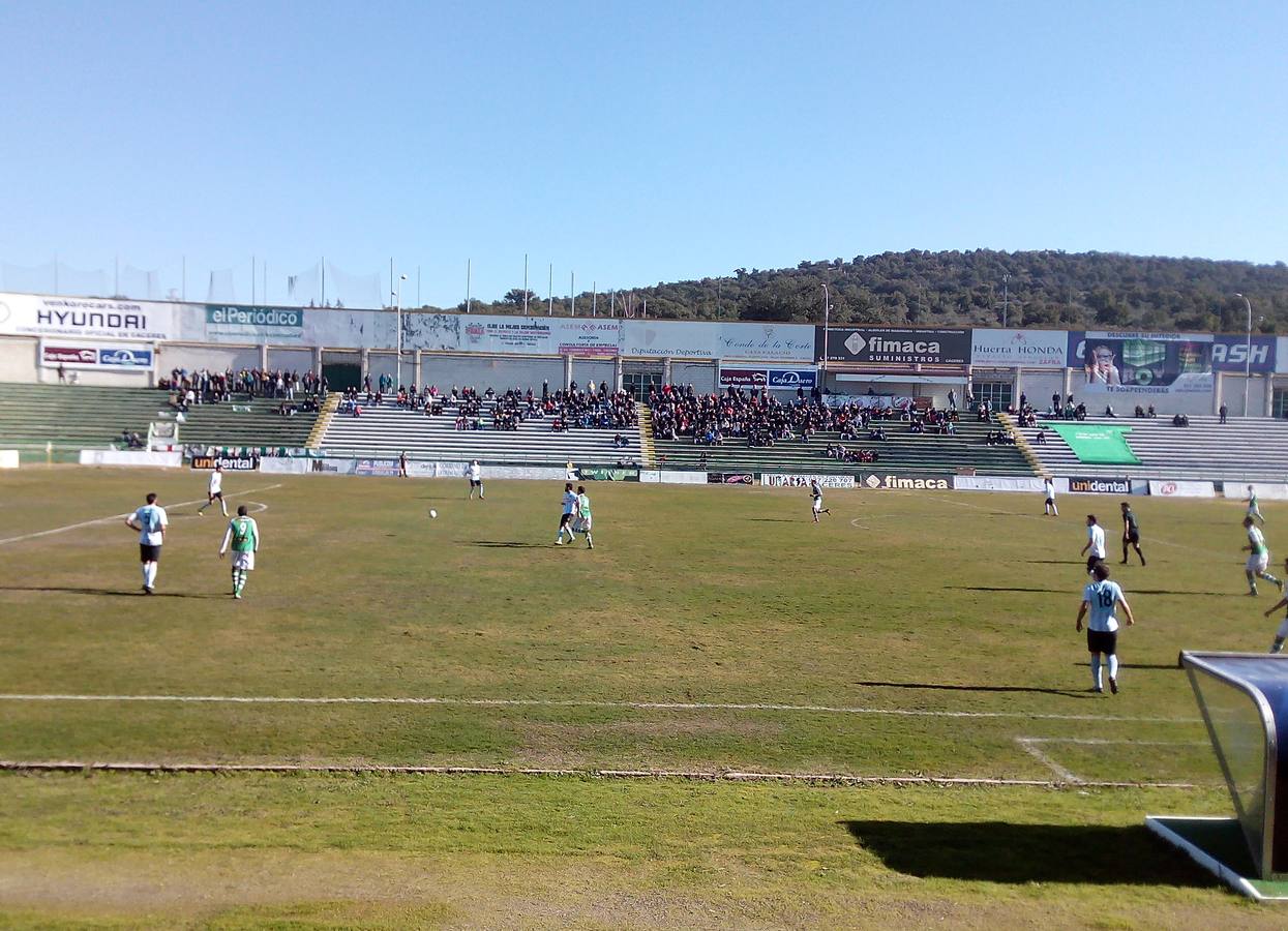 El Coria le devolvió la pelota al Cacereño