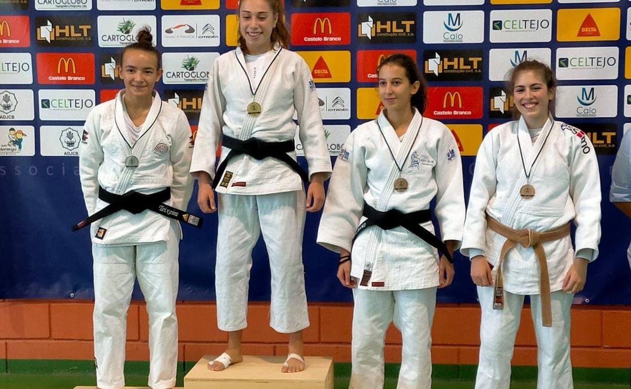 Nicolás Olmo y Paula Vélez consiguen dos medallas de bronce en el Torneo Internacional 'Antonio Morais'