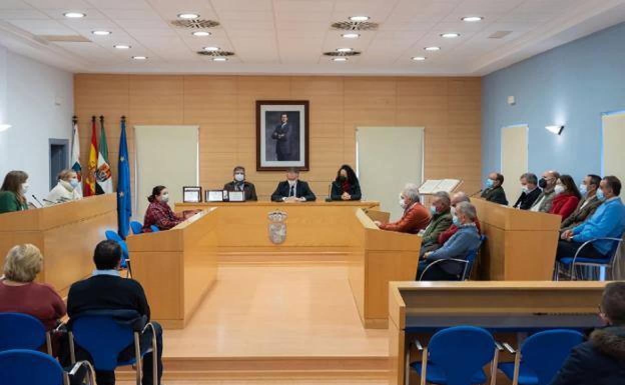 Acto celebrado en el salón del plenos. 