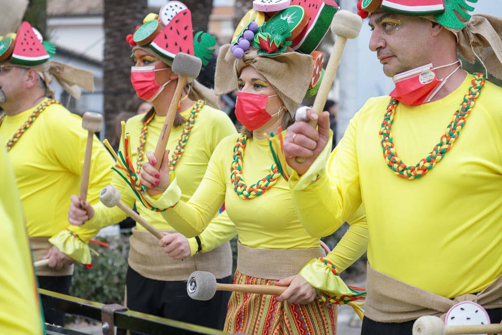 El mensaje de 'No a la guerra' estuvo presente en muchas de las comparsas. 