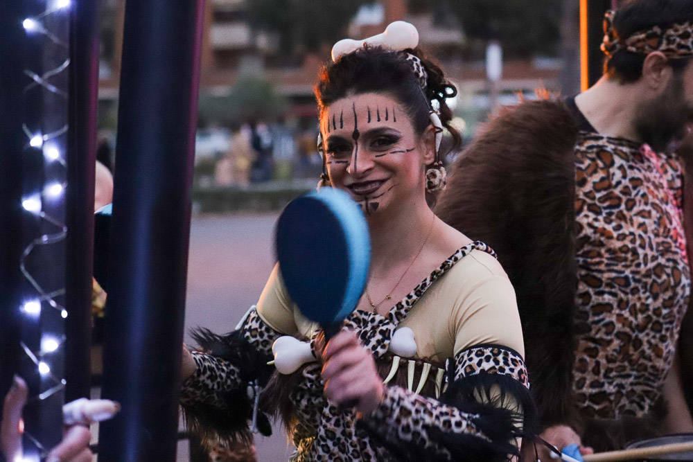 El mensaje de 'No a la guerra' estuvo presente en muchas de las comparsas. 