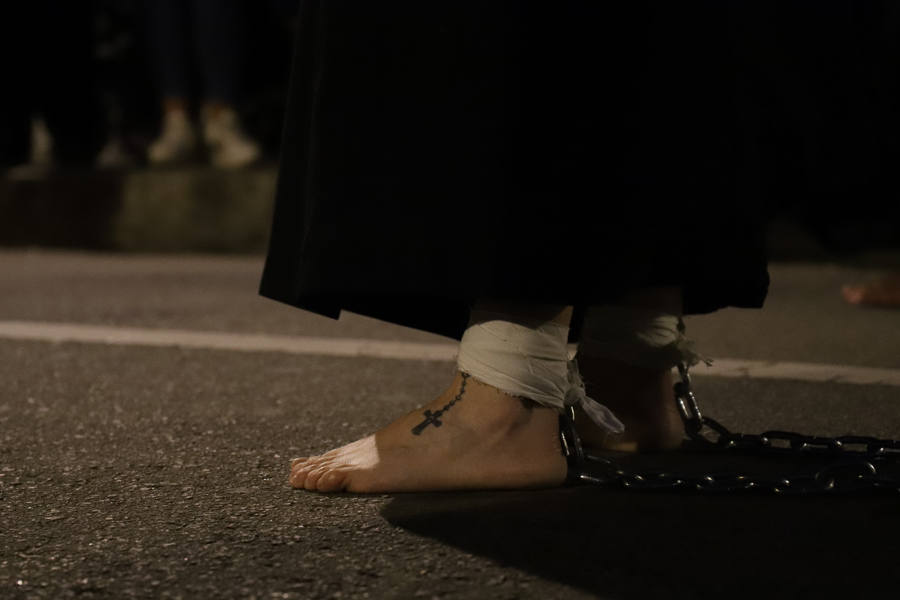 Emotiva procesión en la noche del Jueves Santo.