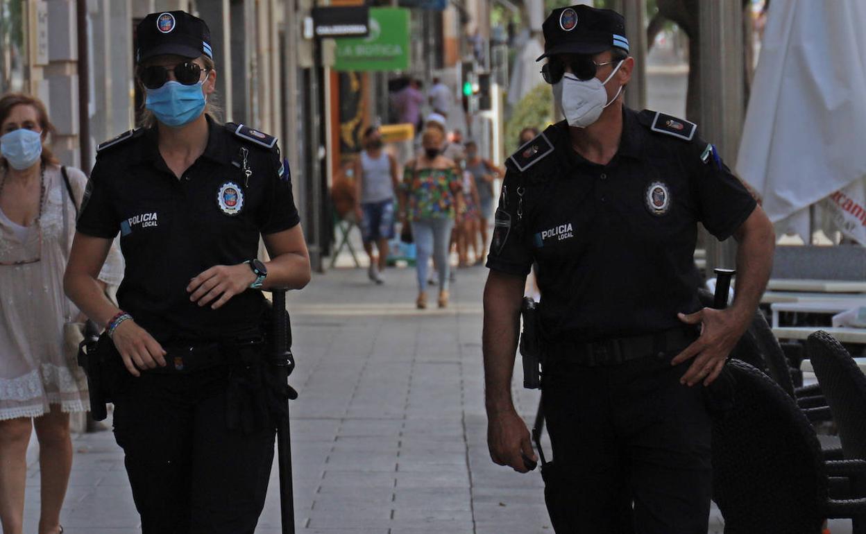 Policías locales de Don Benito. 