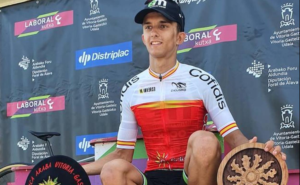 Pablo Lospitao, ganador de la prueba, mejor joven y líder de la Copa de España. 