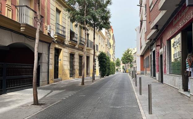 Fallece un hombre tras precipitarse desde un tercer piso en Don Benito