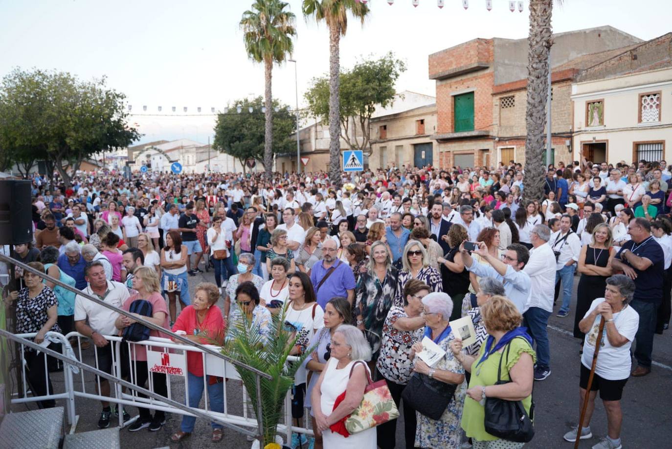 Recibimiento a la Virgen de las Cruces en Don Benito. 