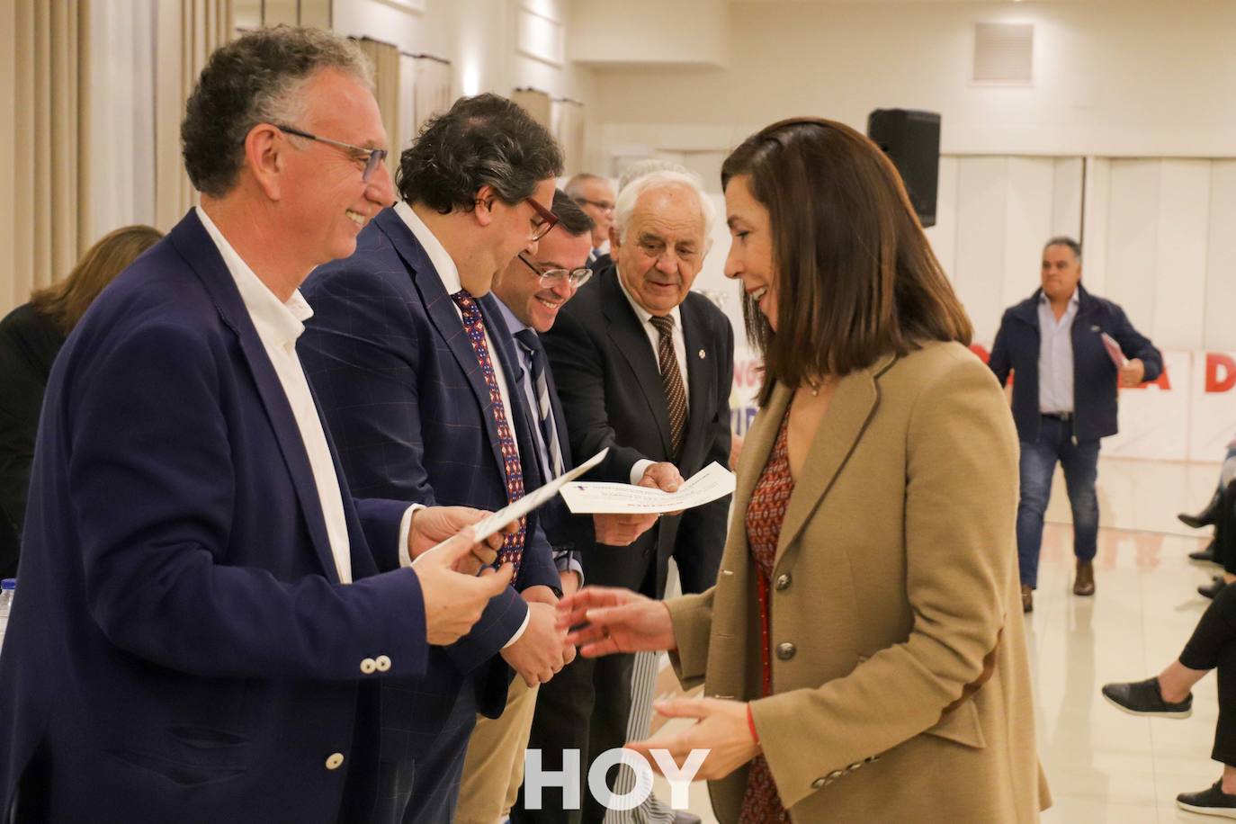 Los protagonistas fueron los donantes de sangre que recibieron distinciones por sus numerosas aportaciones. 