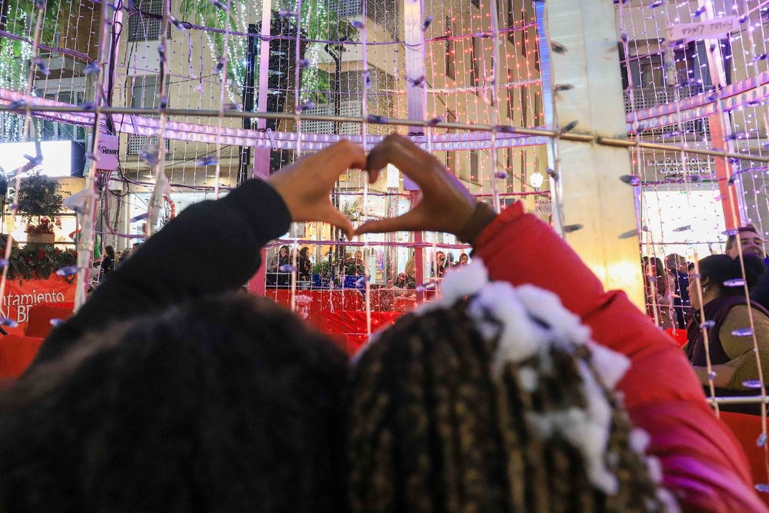 Carlos Sobera enciende la Navidad en Don Benito. 