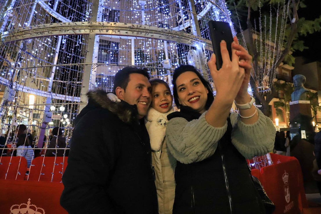 Carlos Sobera enciende la Navidad en Don Benito. 