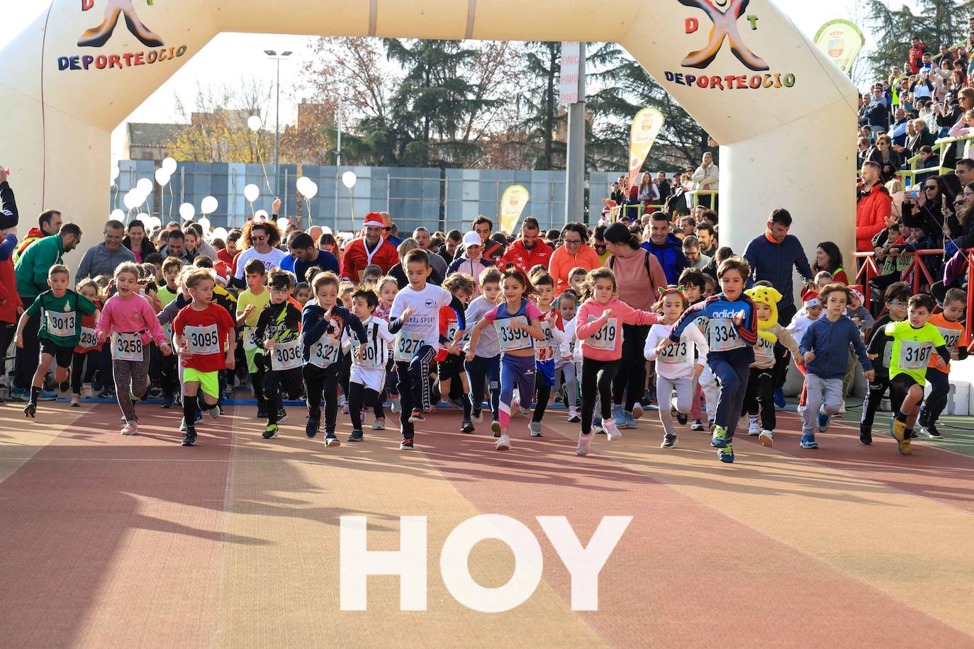 En la prueba no faltaron disfraces y diversión. 