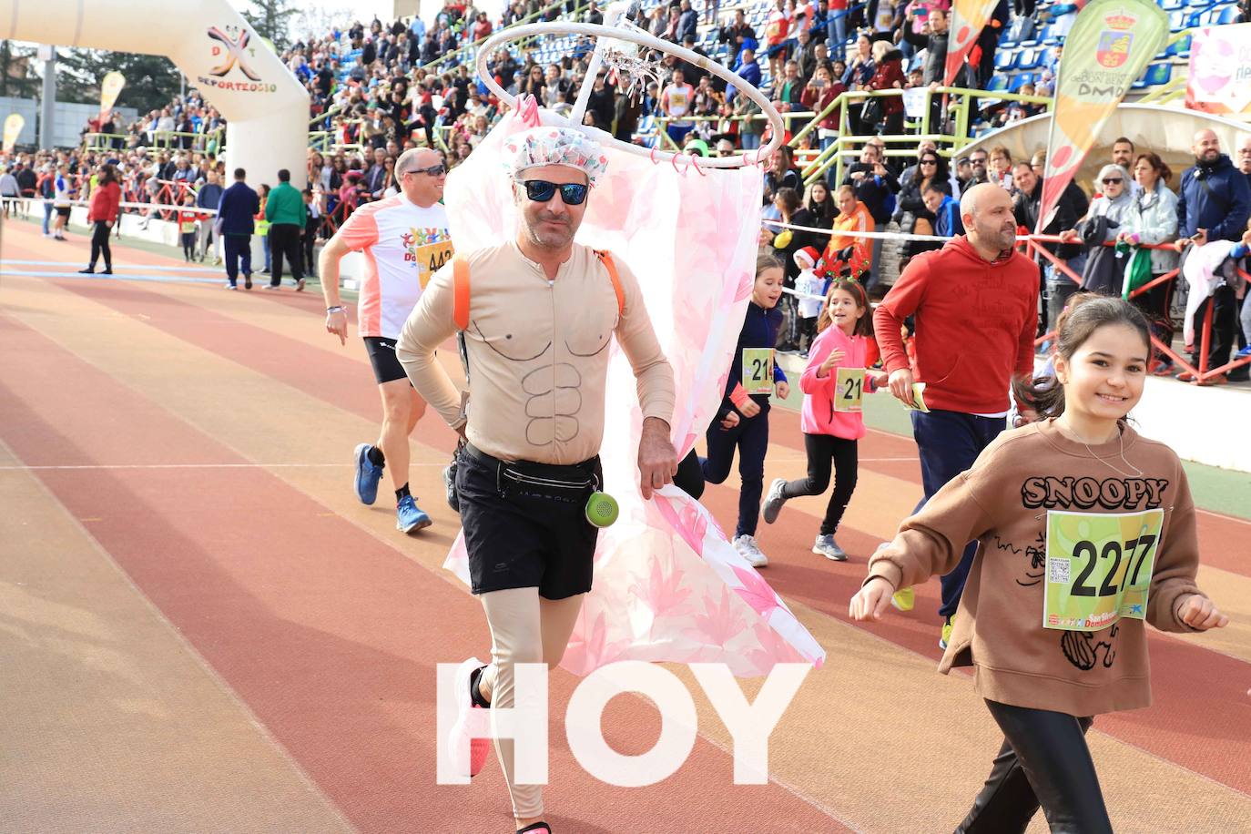 En la prueba no faltaron disfraces y diversión. 