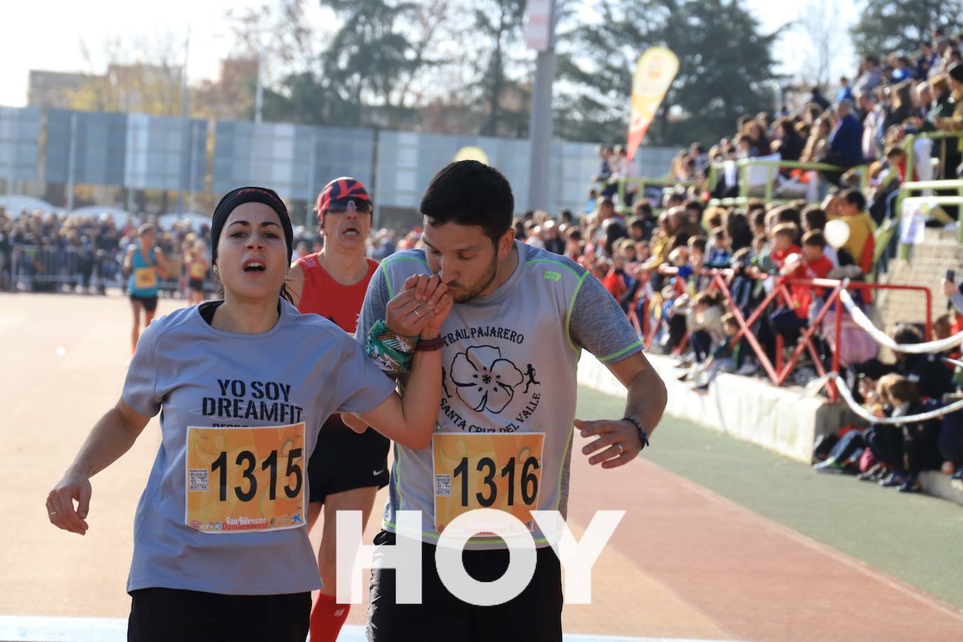 En la prueba no faltaron disfraces y diversión. 