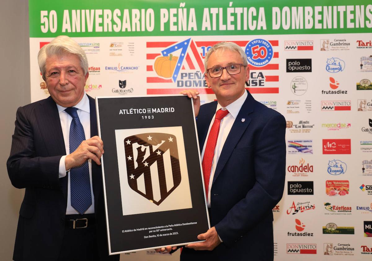 Enrique Cerezo: «Las peñas sois la base del Atleti»