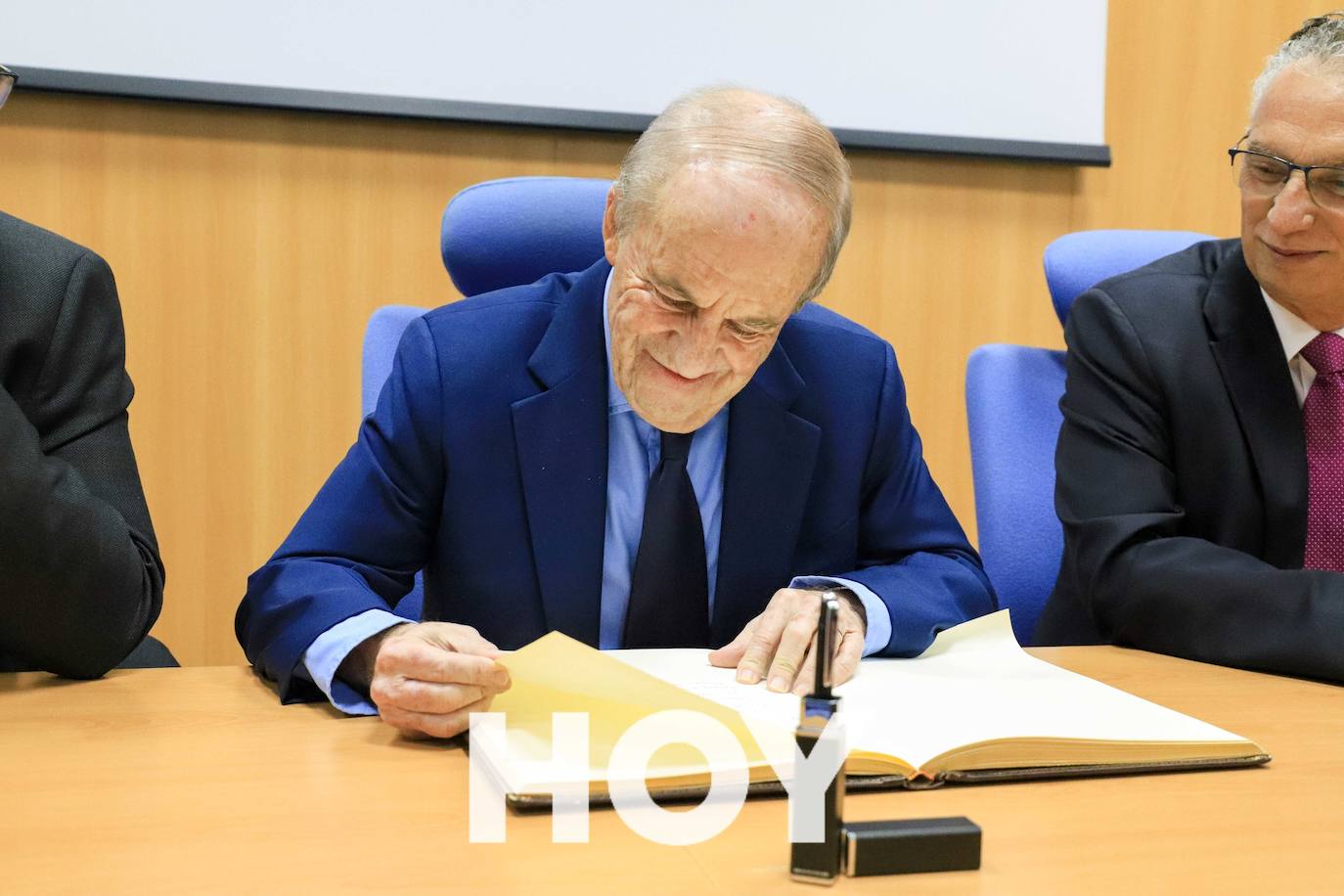 José María García, agradecido por el Premio Santiago Castelo