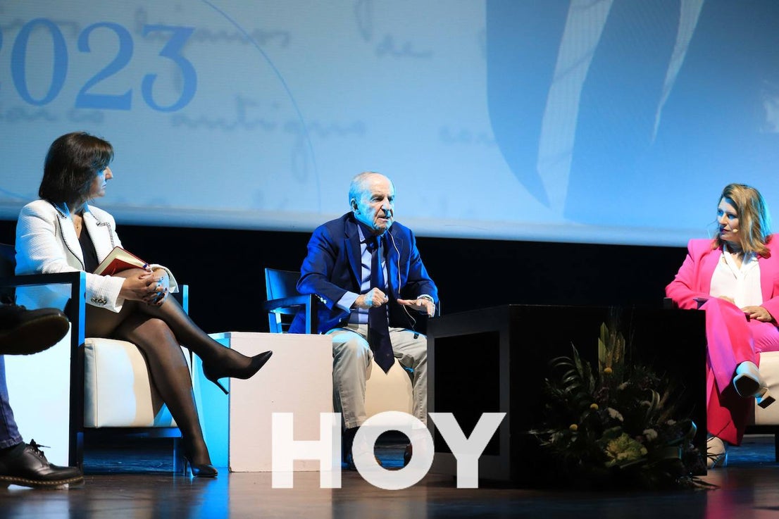 José María García, agradecido por el Premio Santiago Castelo