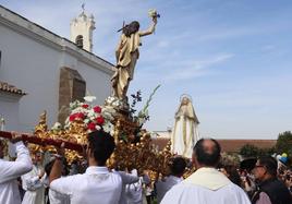 La procesión del Encuentro vuelve a despedir otra intensa Semana Santa