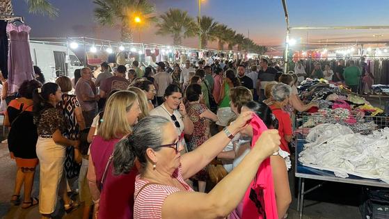 La localidad se suma el día 26 al mercadillo nocturno