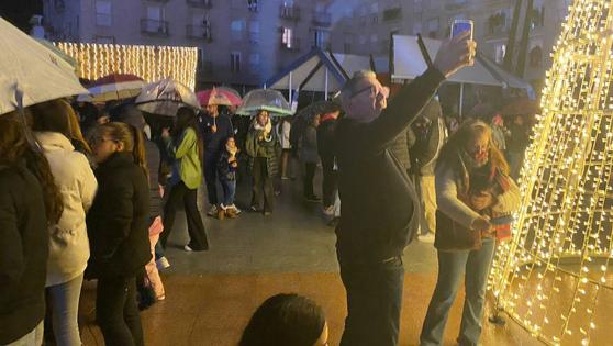 La plaza de Guadalupe acoge un mercado de Navidad