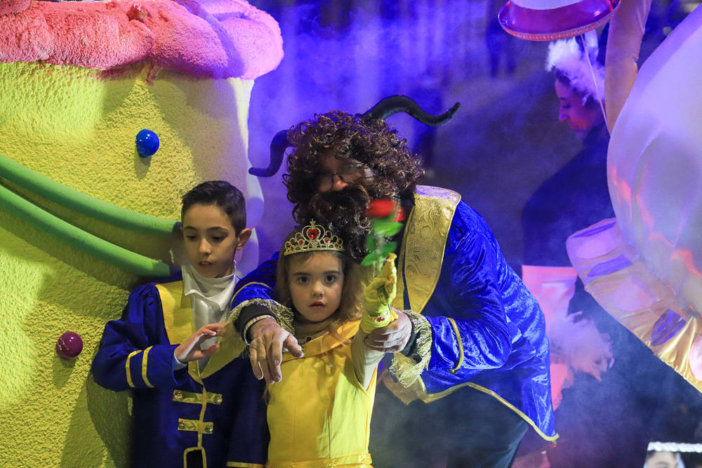  Un total de 21 carrozas formaron la cabalgata en Don Benito. 