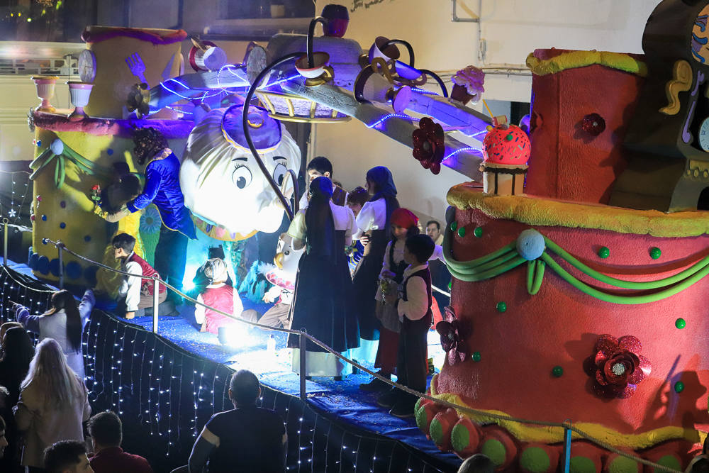  Un total de 21 carrozas formaron la cabalgata en Don Benito. 